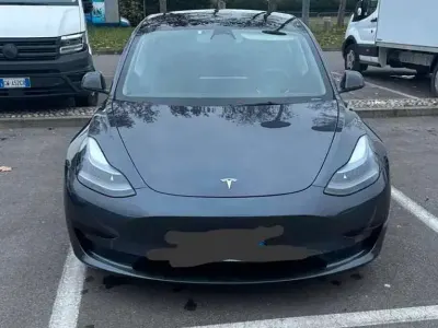 Usata Tesla Model 3 Standard Range 88 kW (120 CV) 2023 Berlina