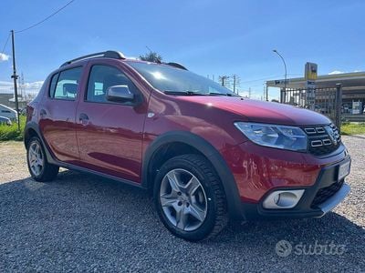 Usata Dacia Sandero Stepway 95 CV (69 kW) 2020 Rosso Berlina
