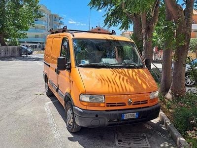 Usata Renault Master 82 CV (60 kW) 2002 Furgone