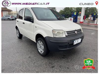 Usata Fiat Panda Active 69 CV (50 kW) 2010 Bianco Utilitaria