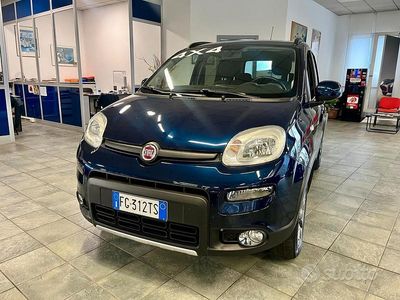 Blu Usata 2017 Fiat Panda 4x4 Utilitaria | 10.950 € (Buon prezzo)