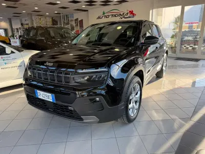 Usata Jeep Avenger Altitude 101 CV (74 kW) 2023 Nero SUV