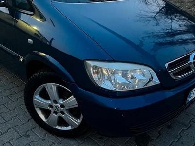 Usata Opel Zafira 2005 Monovolume