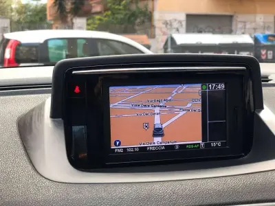 Usata Renault Mégane GrandTour 110 CV (80 kW) 2012 Argento Station wagon