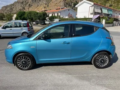 Usata Lancia Ypsilon S 95 CV (69 kW) 2014 Bluazzurro Utilitaria