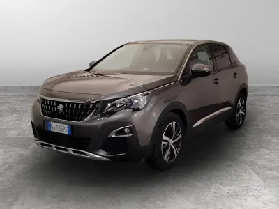 Usata Peugeot 3008 Allure 131 CV (96 kW) 2020 Grigio metallizzato scuro SUV