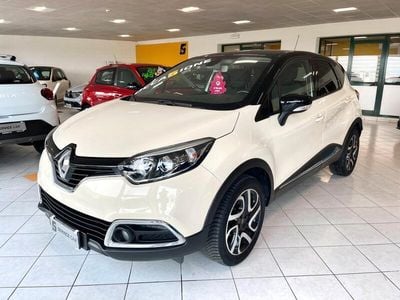 Usata Renault Captur Intens 90 CV (66 kW) 2016 Bianco SUV