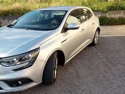 Usata Renault Mégane IV 110 CV (80 kW) 2016 Berlina