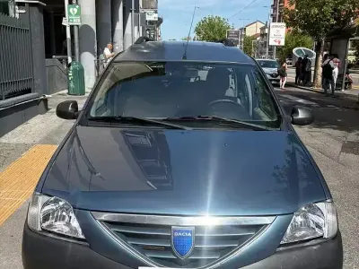 Usata Dacia Logan MCV 87 CV (63 kW) 2008 Blu Station wagon
