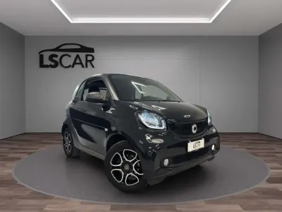 Usata Smart ForTwo Cabrio Prime 70 CV (51 kW) 2017 Viola Cabrio