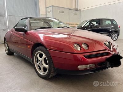 Usata Alfa Romeo GTV 130 CV (95 kW) 1995 Rosso Coupé
