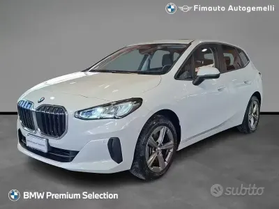 Usata BMW 223 Active Tourer 204 CV (150 kW) 2023 Bianco / pastello Monovolume