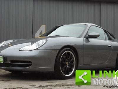 Usata Porsche 911 Carrera 299 CV (219 kW) 2001 Grigio Coupé