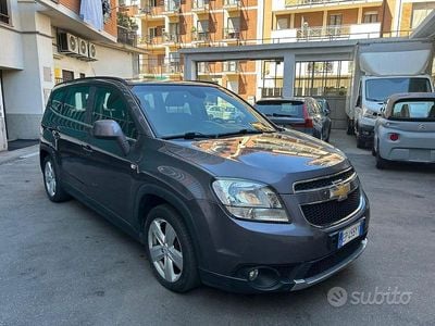 Usata Chevrolet Orlando LTZ 141 CV (103 kW) 2013 Grigio Monovolume