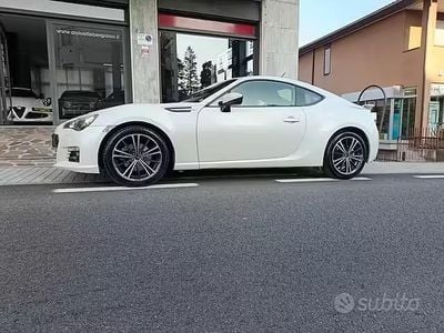 Usata Subaru BRZ 200 CV (147 kW) 2014 Bianco Coupé