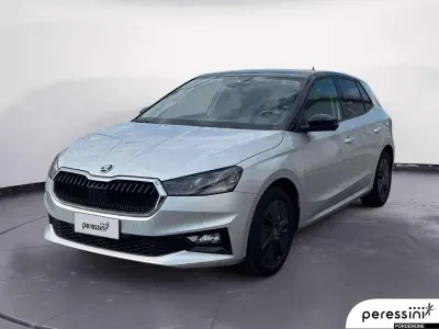 Usata Skoda Fabia 80 CV (58 kW) 2025 Argento brillante metallizzato Utilitaria