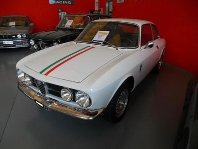 Usata Alfa Romeo GT Veloce 114 CV (83 kW) 1969 Bianco Coupé