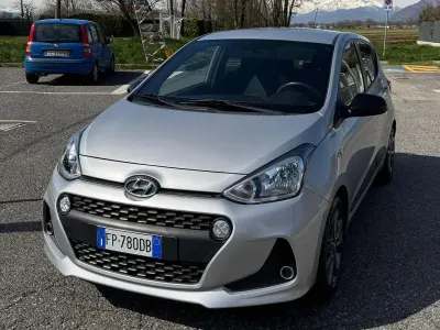 Używany Hyundai i10 Classic 67 KM (49 kW) 2018 Szary Hatchback