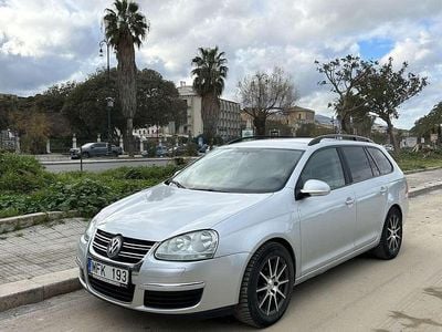 Usata VW Golf VI 105 CV (77 kW) 2008 Argento Utilitaria