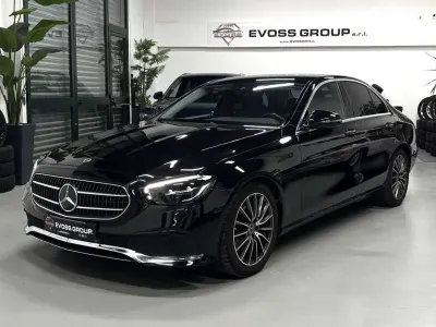 Usata Mercedes E220 194 CV (142 kW) 2020 Nero Berlina