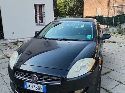 Usata Fiat Bravo 90 CV (66 kW) 2009 Nero Utilitaria