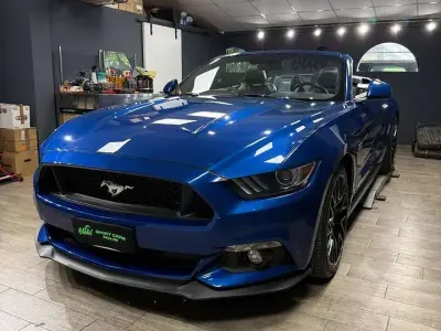 Usata Ford Mustang GT Convertible 421 CV (309 kW) 2018 Blu/azzurro Cabrio