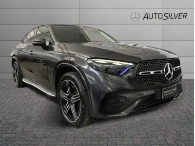 Nuova Mercedes GLC300e Advanced 197 CV (144 kW) 2025 Grigio scuro / metallizzato SUV