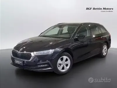 Usata Skoda Octavia Executive 116 CV (85 kW) 2022 Nero Station wagon