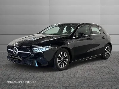 Usata Mercedes A180 Advanced 116 CV (85 kW) 2023 Bianco polare Berlina