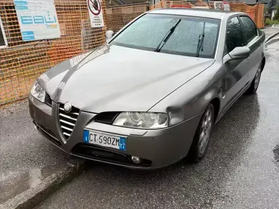 Usata Alfa Romeo 166 175 CV (128 kW) 2005 Berlina