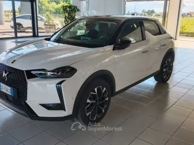 Begagnad DS Automobiles DS3 131 HK (96 kW) 2024 Vit Sedan