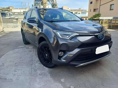 Begagnad Toyota RAV4 Hybrid