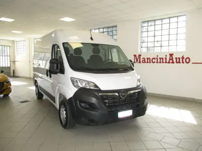 Usata Opel Movano 140 CV (102 kW) 2024 Bianco Furgone