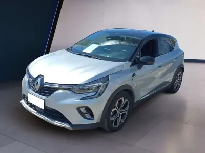 Usata Renault Captur Techno 143 CV (105 kW) 2023 Grigio SUV