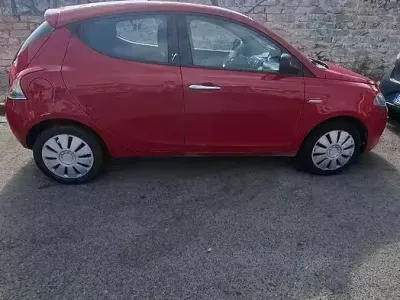 Usata Lancia Ypsilon