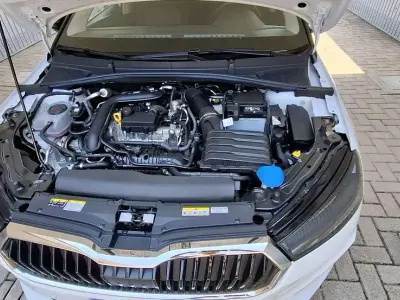 Usata Skoda Fabia Style 95 CV (69 kW) 2025 Bianco Utilitaria