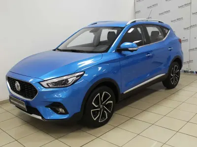 Usata MG ZS Luxury 106 CV (77 kW) 2024 Blu/azzurro SUV