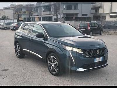 Usata Peugeot 3008 Allure 131 CV (96 kW) 2021 Verde SUV