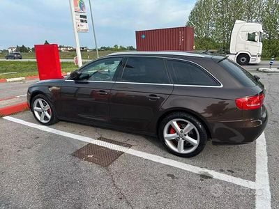 Käytetty Audi A4 143 HP (105 kW) 2011 Ruskea Farmari