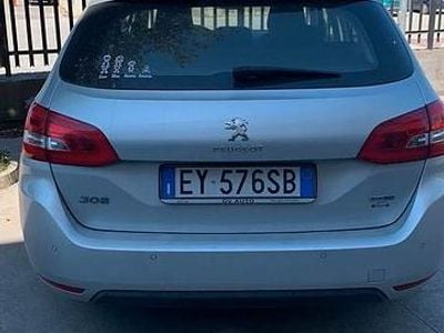 Usata Peugeot 308 120 CV (88 kW) 2015 Station wagon