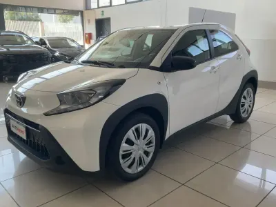 Usata Toyota Aygo X Active 72 CV (52 kW) 2022 Bianco SUV