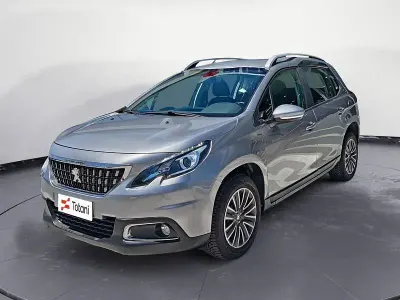Usata Peugeot 2008 Allure 99 CV (72 kW) 2017 Grigio SUV