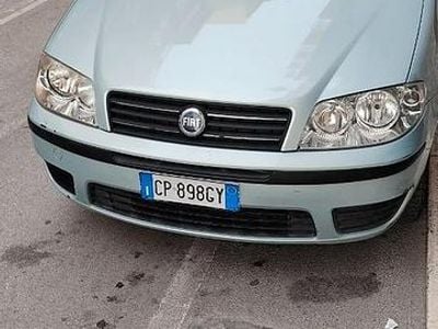 Usata Fiat Punto 60 CV (44 kW) 2005 Utilitaria