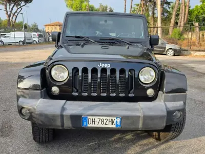 Usata Jeep Wrangler Unlimited Sahara 177 CV (130 kW) 2007 Nero SUV