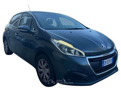 Usata Peugeot 208 Access 68 CV (50 kW) 2015 Grigio scuro Utilitaria