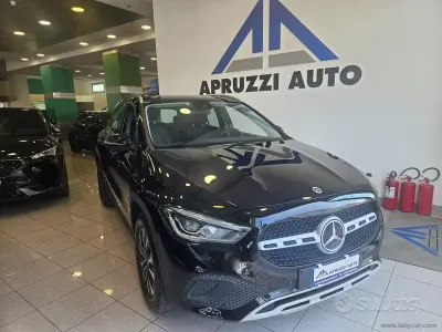 Usata Mercedes GLA180 Business 116 CV (85 kW) 2022 Nero SUV