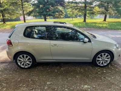 Usata VW Golf VI Highline 122 CV (89 kW) 2009 Beige Utilitaria