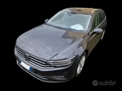 Käytetty VW Passat Business 150 HP (110 kW) 2022 Musta Farmari