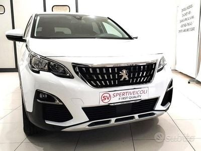 Usata Peugeot 5008 Allure 131 CV (96 kW) 2020 Bianco SUV