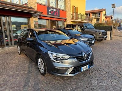 Usata Renault Mégane GrandTour 95 CV (69 kW) 2019 Grigio Station wagon